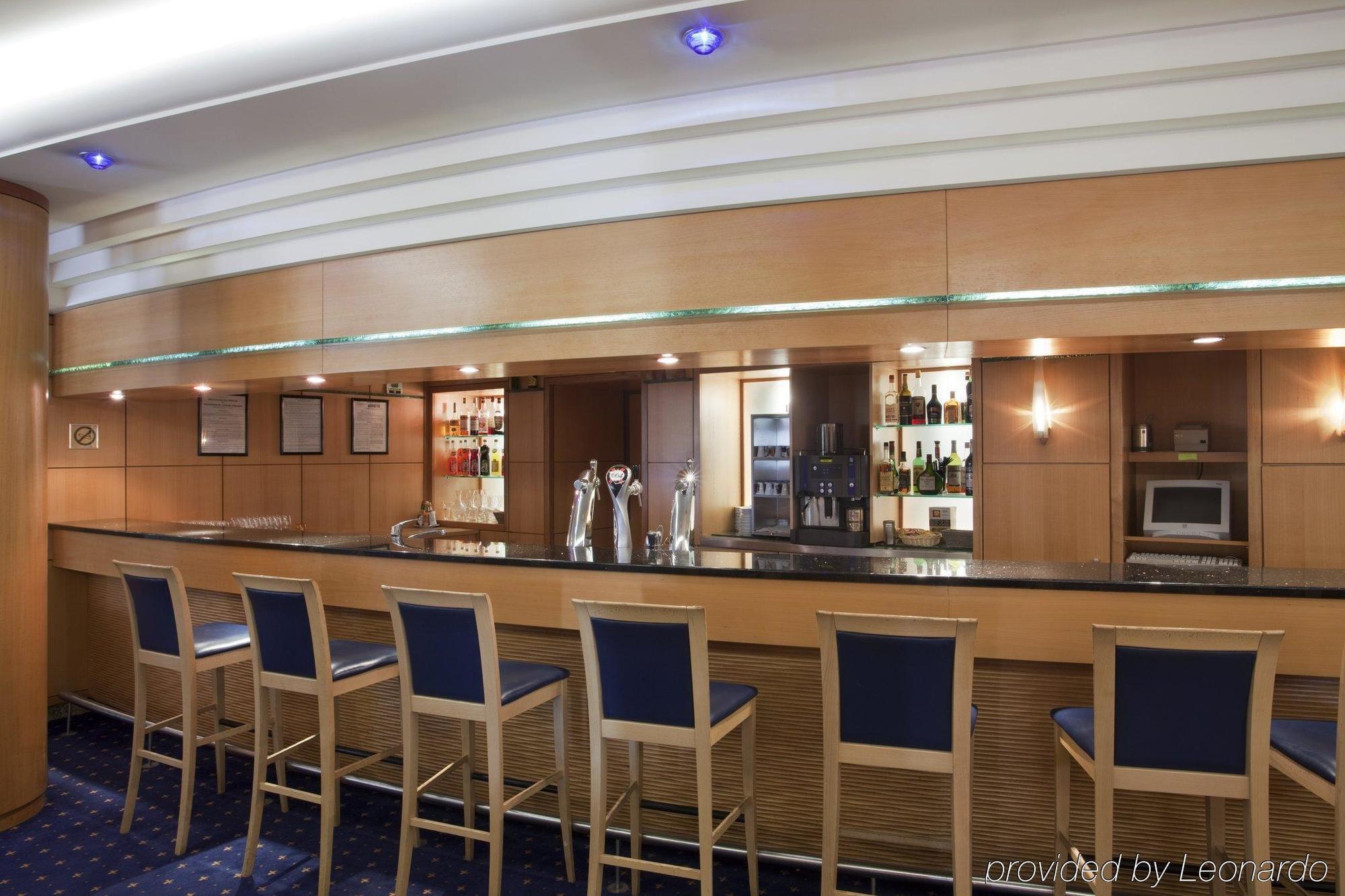 Aparthotel Adagio Original Thoiry Geneve Restaurace fotografie